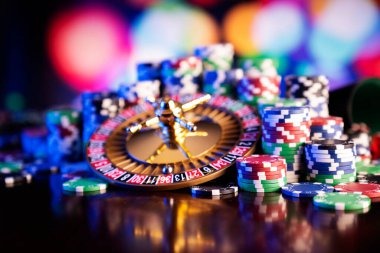 Payout symbols and active paylines Boom City payout symbols and paylines